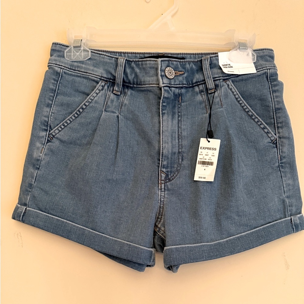 Express Medium Wash Jean Shorts High-Waisted Cuffed Sz 4